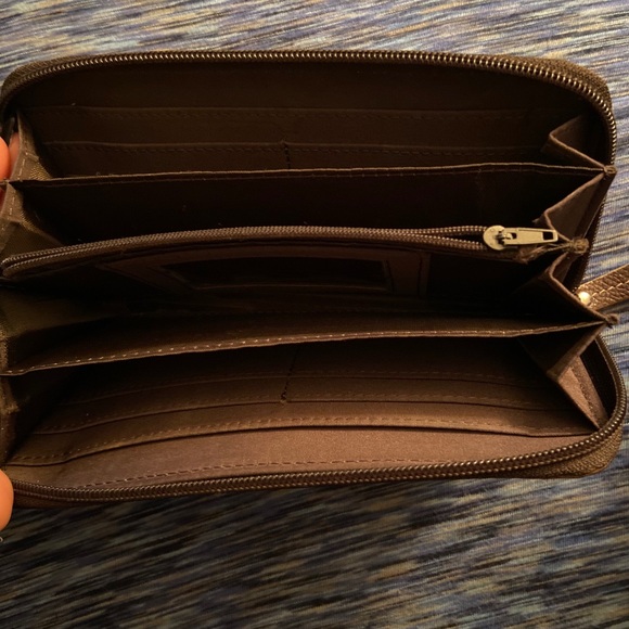 Wallet - Picture 2 of 2